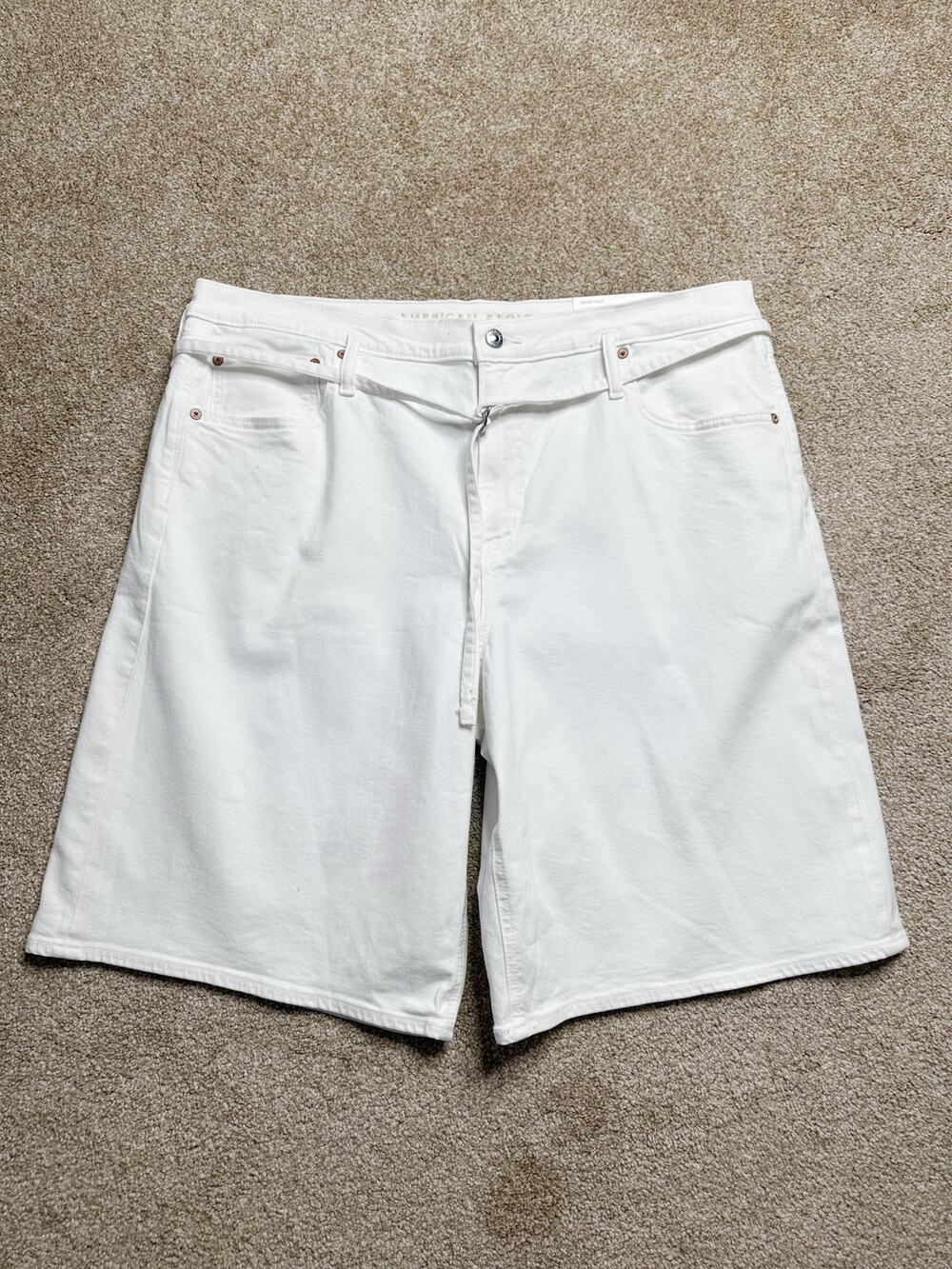 NEW American Eagle Dreamy Drape 11” Denim Jort White High Rise Size 18